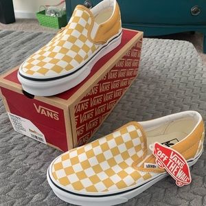 NWT..Van’s Classic Slip On…size 5.5/7 OchreTrue checkerboard